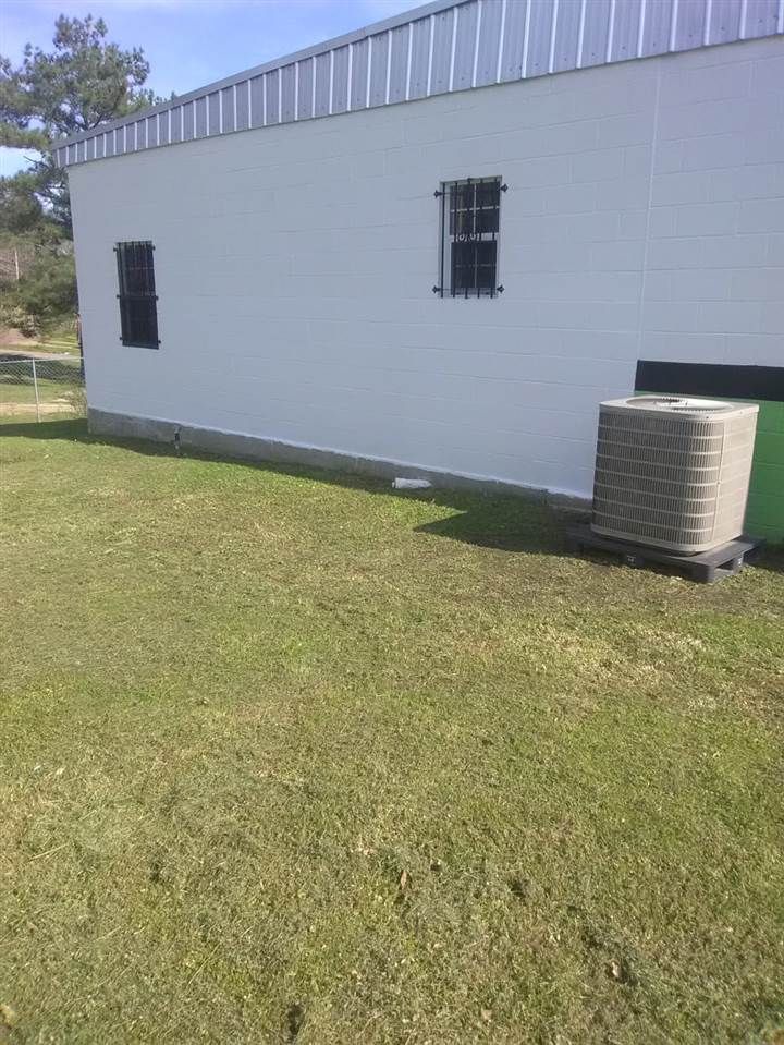 2011 Monticello St, Hazlehurst, MS 39083